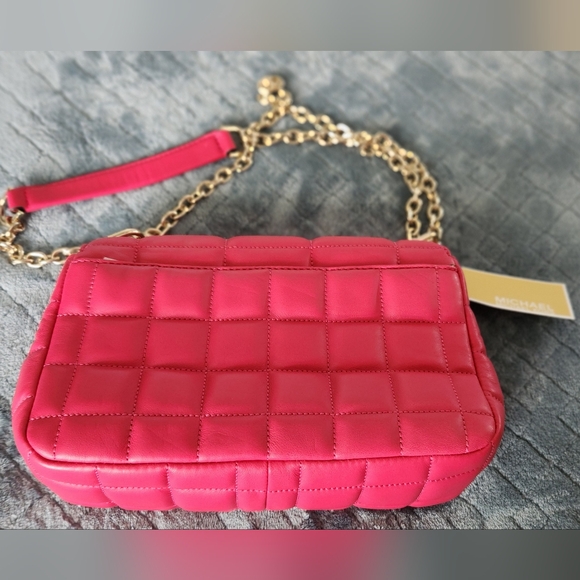 ⭐️ Host Pick ⭐️ NWT Michael Kors SoHo Quilted Leather Large Shoulder Bag - Picture 9 of 12